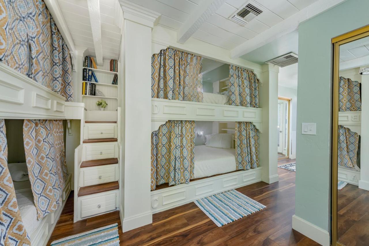 Smart Solution - Individual Private Bed-Pods In Gorgeous Shared Space - Women Only Dorm In Room 5 - Coed House - Full-Sized Mattresses In Individual Pods - With Built-In Private Storage - Gorgeous Shared Room - Affordable Luxury - Sparrow House Феникс Экстерьер фото