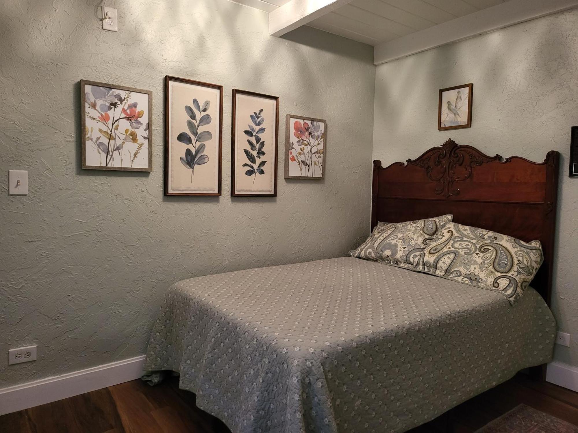 Smart Solution - Individual Private Bed-Pods In Gorgeous Shared Space - Women Only Dorm In Room 5 - Coed House - Full-Sized Mattresses In Individual Pods - With Built-In Private Storage - Gorgeous Shared Room - Affordable Luxury - Sparrow House Феникс Экстерьер фото